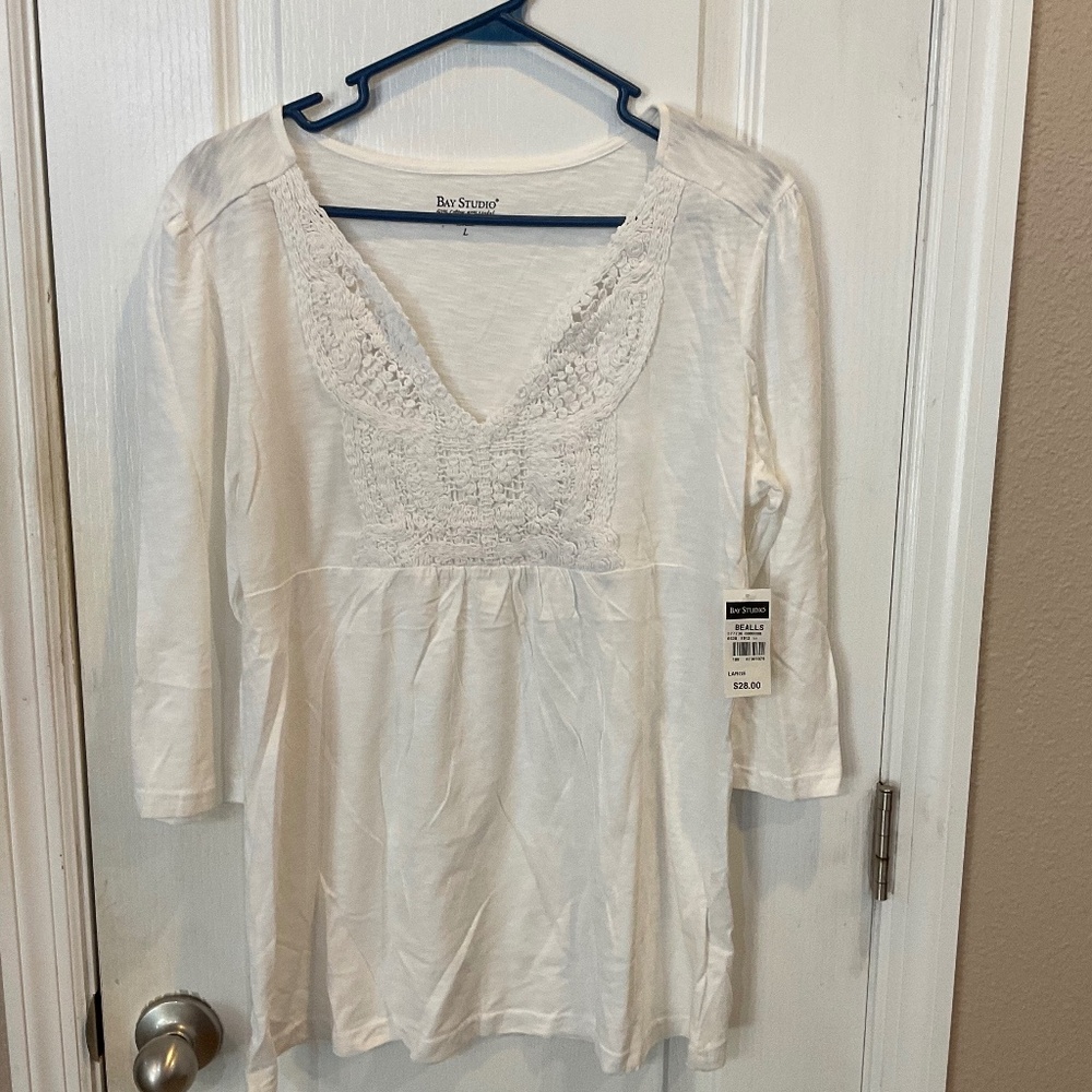 Bay Studio White Crocheted Accent Neck 3/4 Sleeve Top - Large - NWT